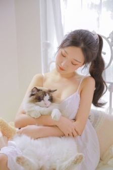 漂亮的保姆观看中文
